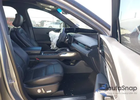 2024 Lincoln Nautilus Reserve z USA, uszkodzony, nr VIN 5LMPJ8KA2RJ786402